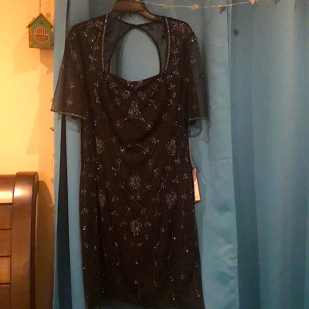 Adrianna Papell Black cocktail dress